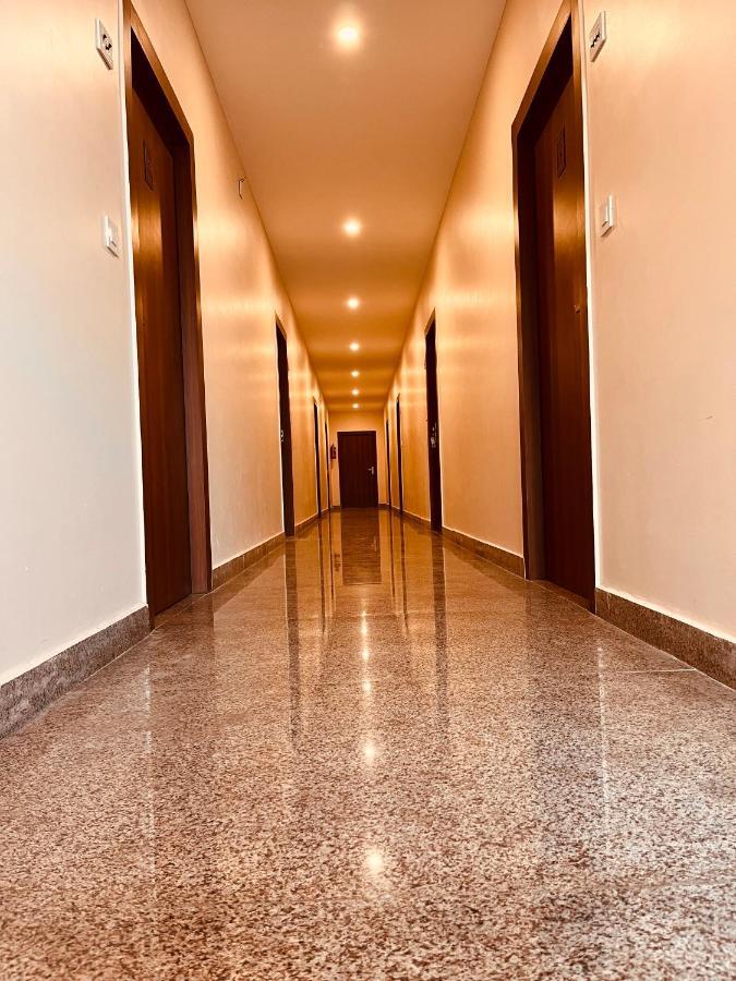 Hotel Prayag Inn Haridwār Екстериор снимка