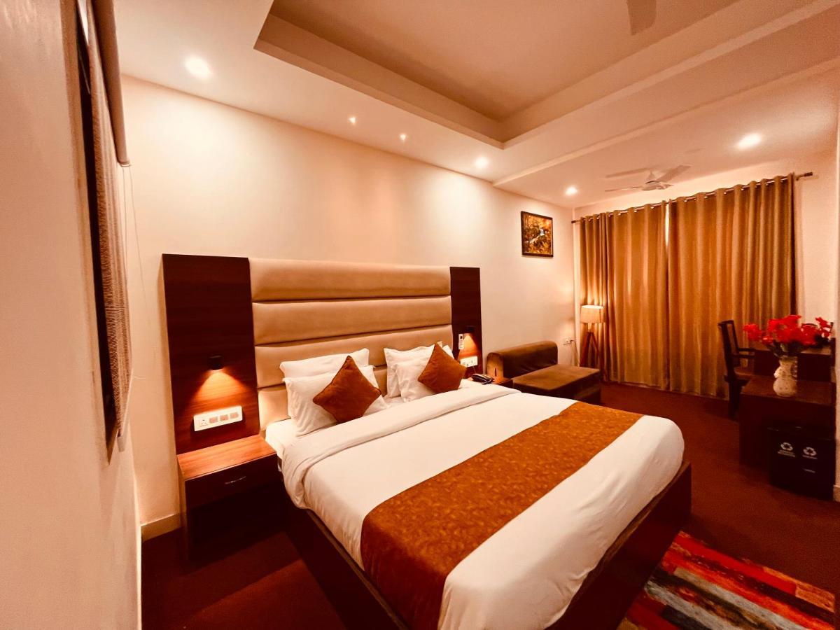 Hotel Prayag Inn Haridwār Екстериор снимка